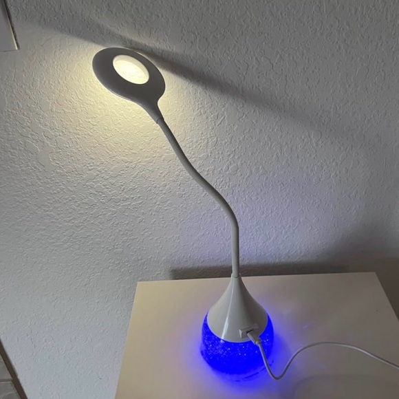 Colorful LED glowing Lamp - Picture 5 of 8